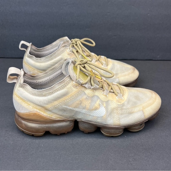 Nike Air VaporMax 2019 Cream Light Bone Women's Size 8.5  Style AR6632-101 - Picture 1 of 9